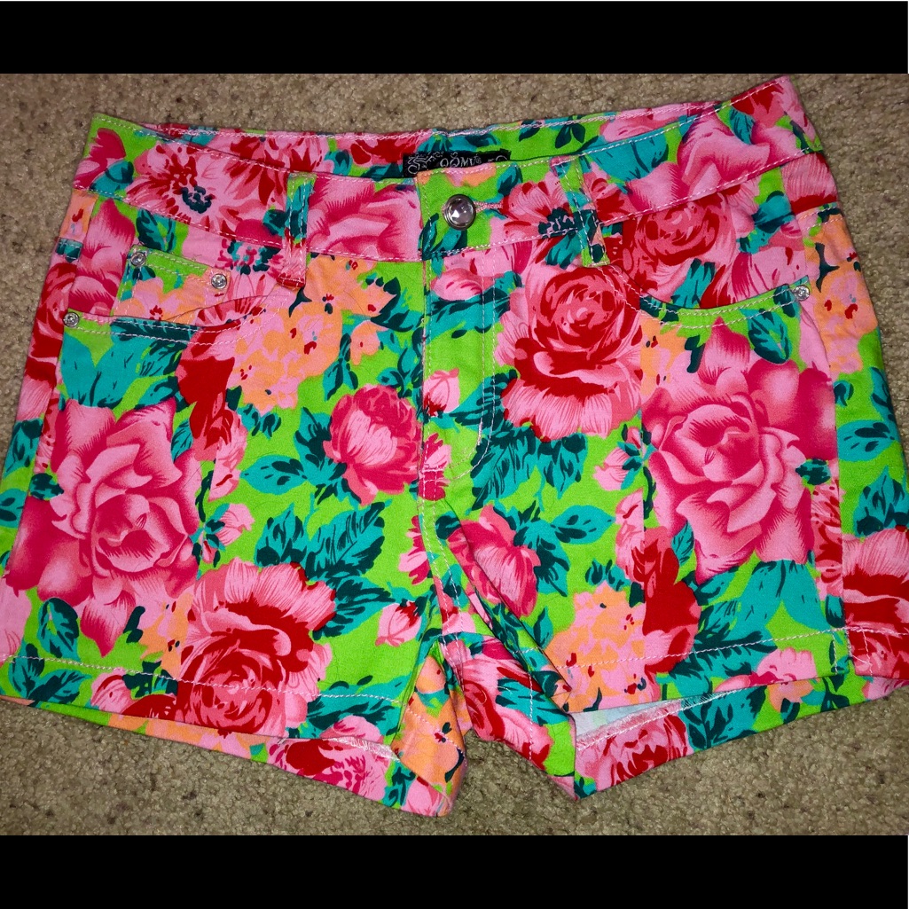 Denim Floral Print Shorts Nwot